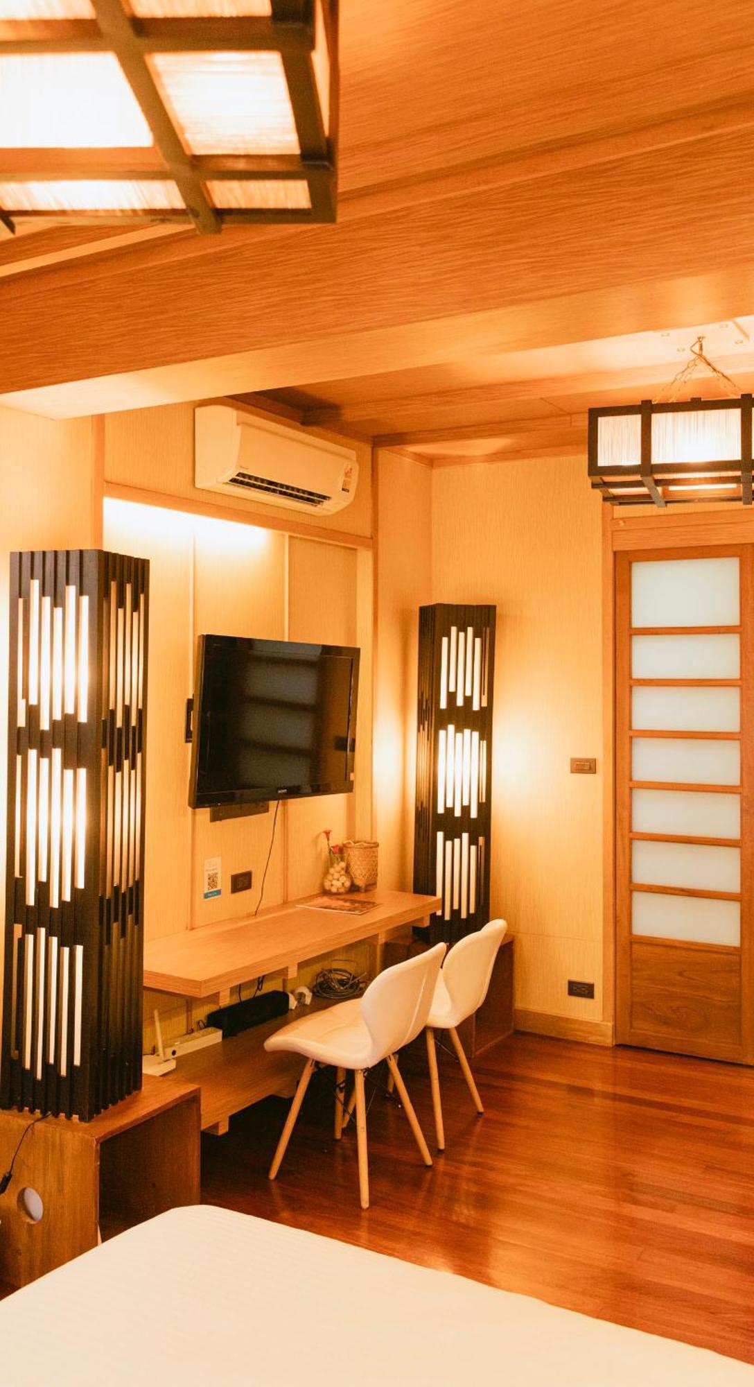 New York Loft & Japanese Magic By V4Skin Bangkok Buitenkant foto