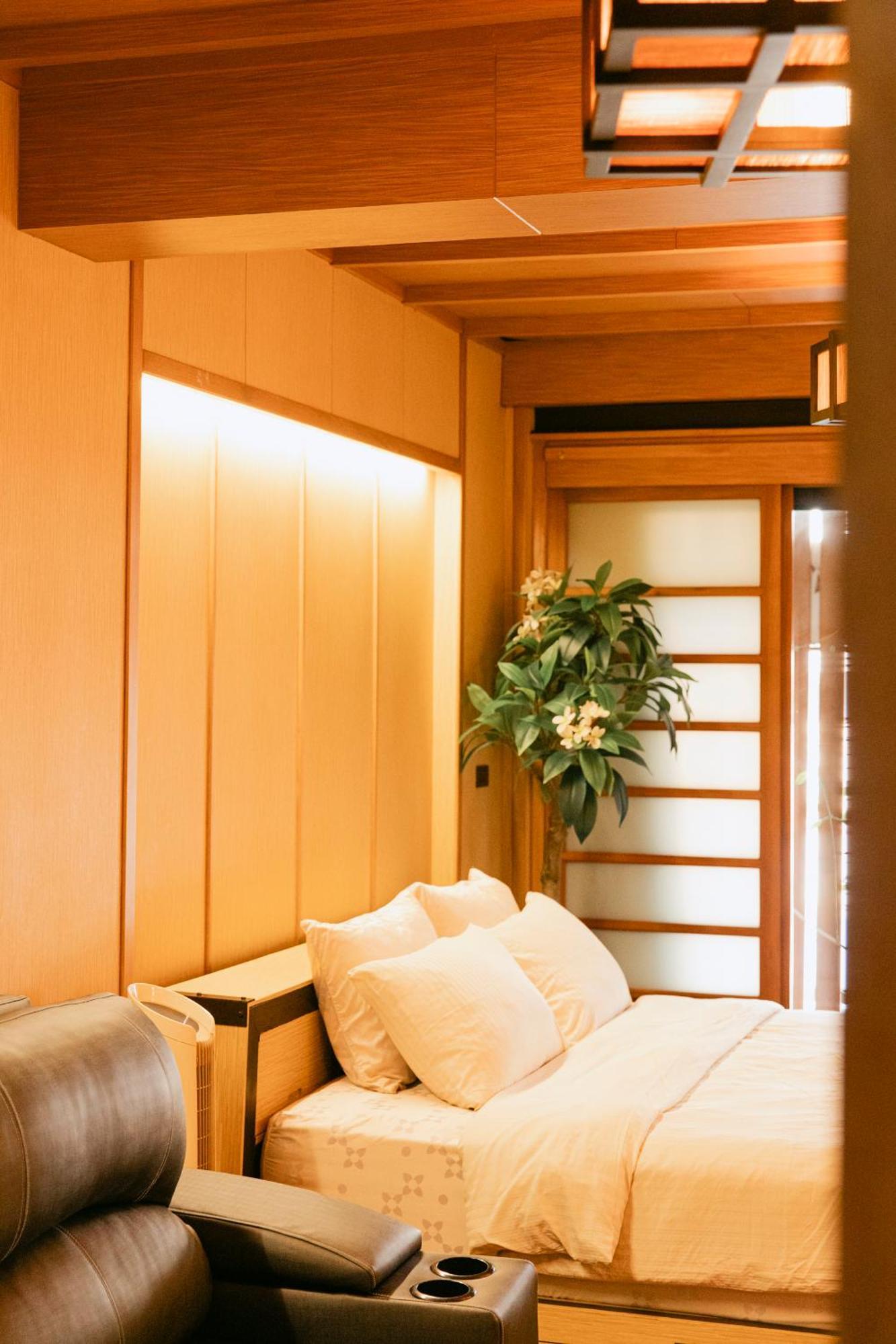 New York Loft & Japanese Magic By V4Skin Bangkok Buitenkant foto