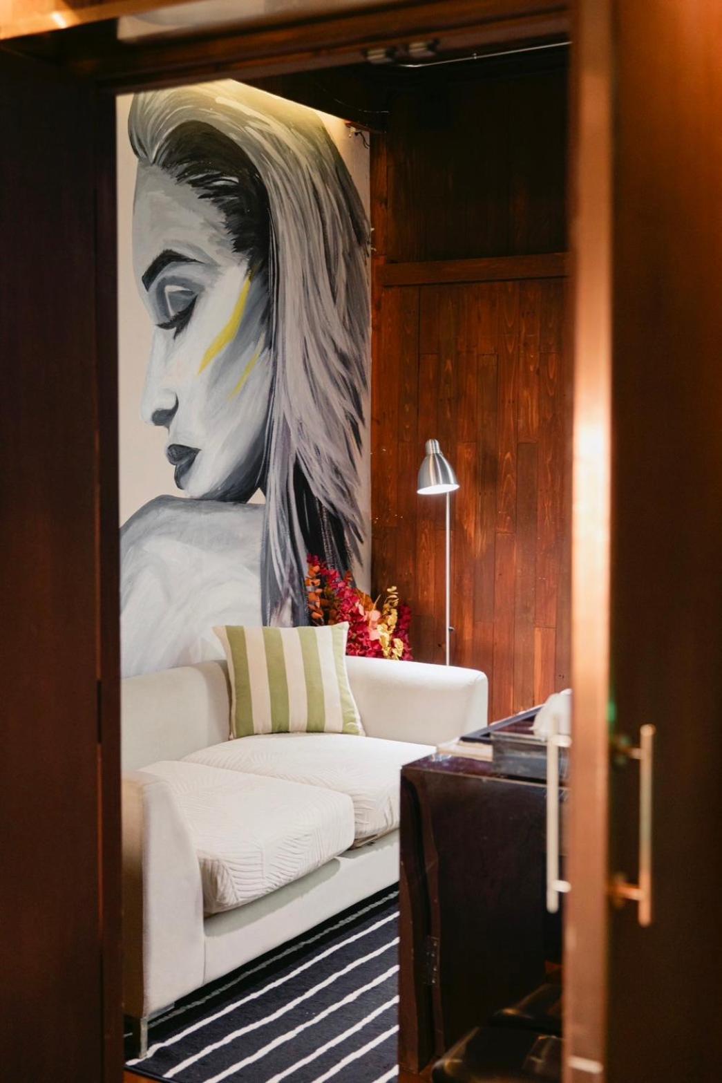 New York Loft & Japanese Magic By V4Skin Bangkok Buitenkant foto