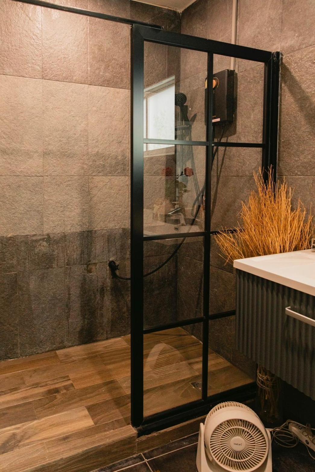 New York Loft & Japanese Magic By V4Skin Bangkok Buitenkant foto